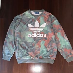ADIDAS CREWNECK NEVER WORN!!